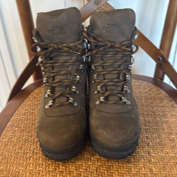 The North Face brown leather hiking boots size 6 - Picture 3 of 10
